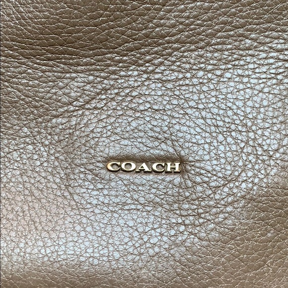 Leather Coach Crossbody Large Purse & Wallet - Picture 2 of 16